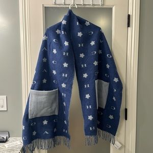 Coach stars muffler scarf with pockets